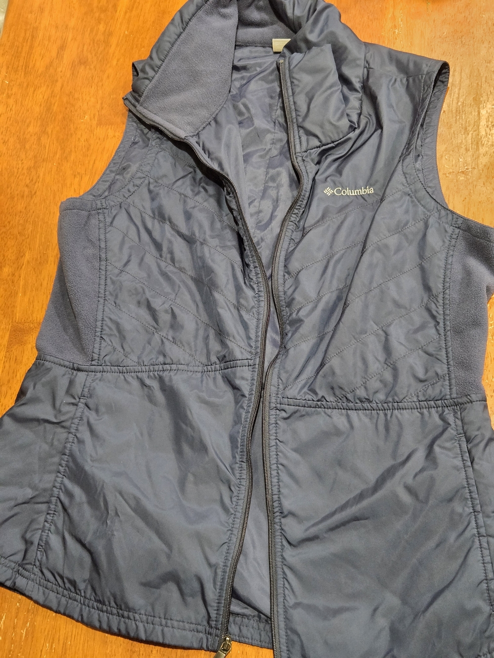 Columbia Women's Navy Quilted Lightweight Vest